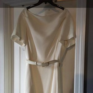 Brand New Women’s Size 14W Tahari Ivory Dress
